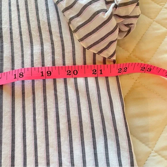 XiRENA White Black Pink Striped Rolled Cuff Short Sleeve Top Medium - Picture 6 of 12